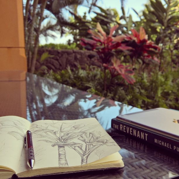 #reading #sketching #thinking #Maui