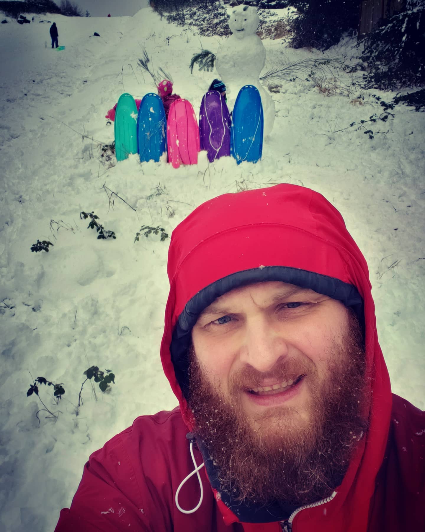 #HollywoodHill #beardman in front of #Snow #stronghold